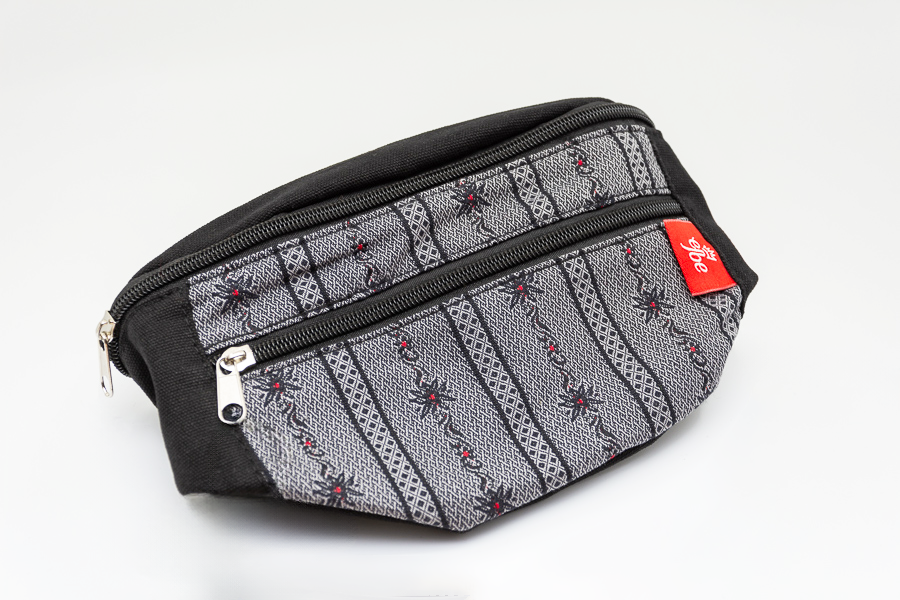 Bauchtasche mit Edelweiss Motiv anthrazit