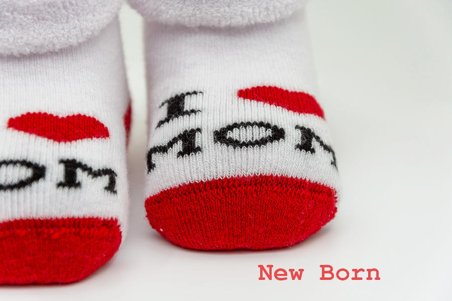 Alpini- New Born Socken " I Love Mom"