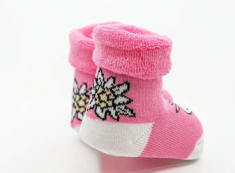 Alpini- New Born Socken "Kuh" pink