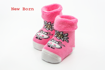 Alpini- New Born Socken "Kuh" pink