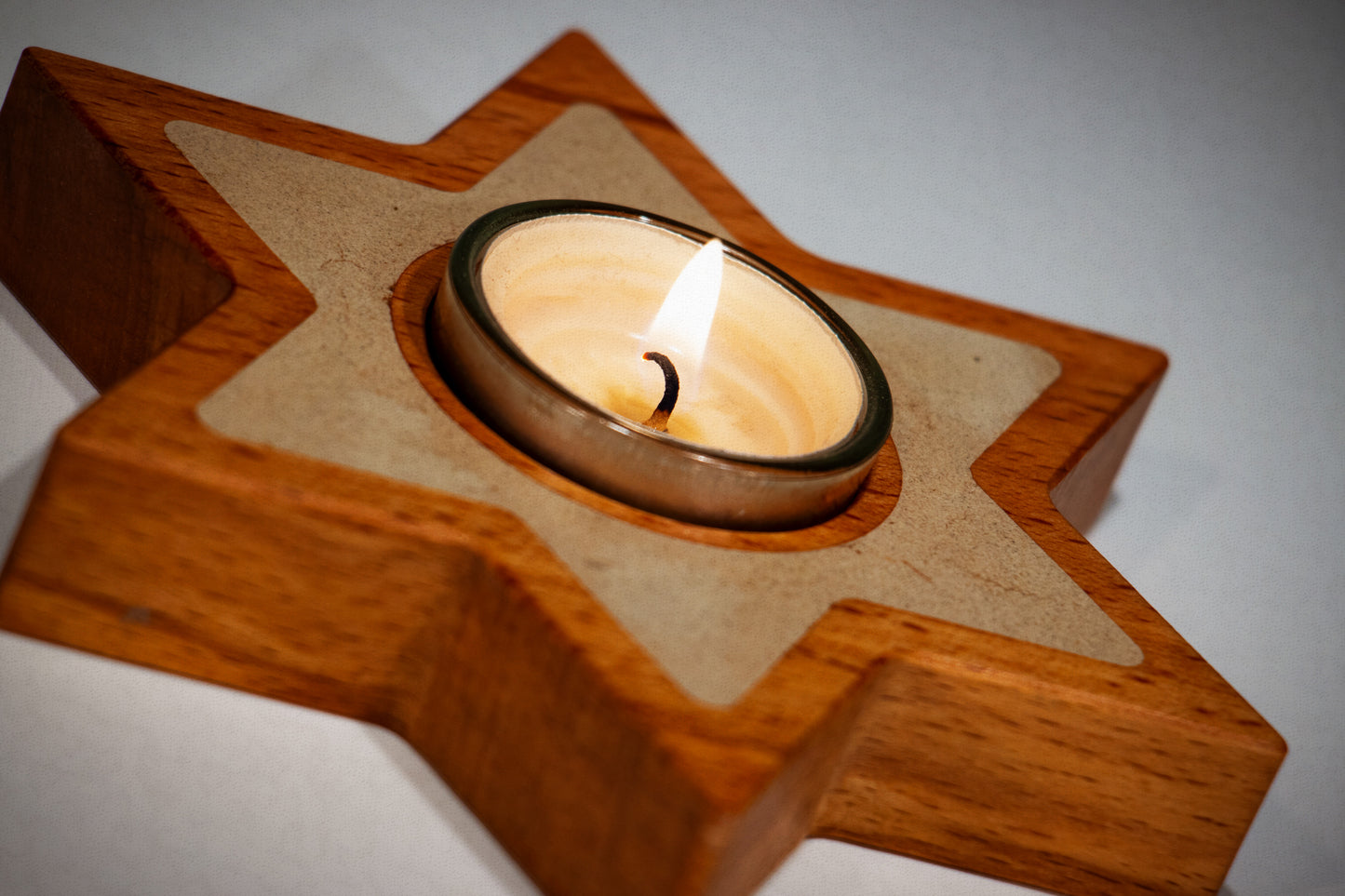 Handgefertigtes Holzstern-Paar aus Buchenholz- Weihnachtliche Deko im natur-Look